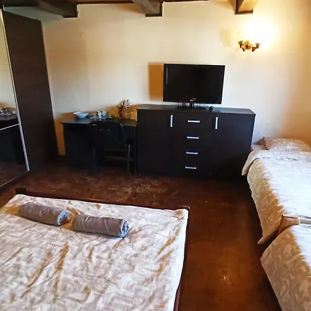 Hostel Komfort Borek-3